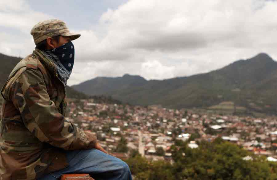 seguridad del autogobierno en Cherán, Michoacán. Foto: plumasatomicas.com