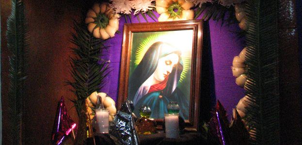 TRADICIONES: Altar de Dolores